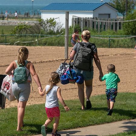 Tawas Bay Beach Resort & Conference Center East Tawas 외부 사진